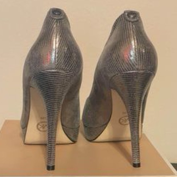 Michael Kors Heels NIB size 8.5 - Picture 3 of 5